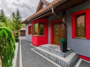 Dom nad jeziorem Ublik z sauną i jacuzzi, Ublik